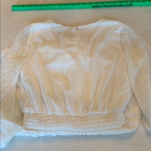 EUC Lulu's White Swiss Dot Lace Bell Sleeve Romper size Small - Picture 13 of 13